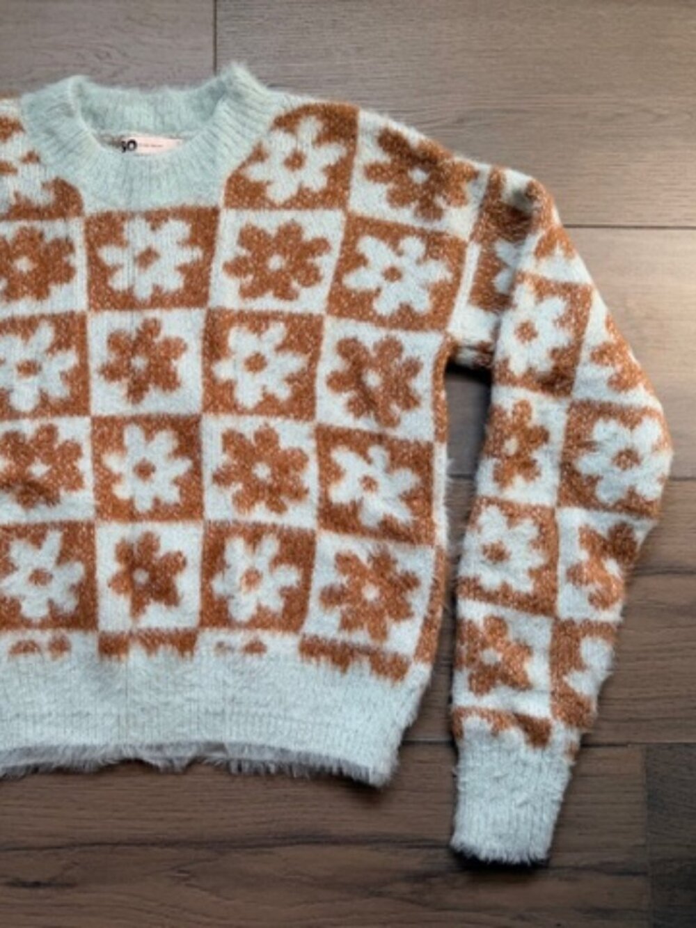 SO GIRLS DECORATIVE SWEATER